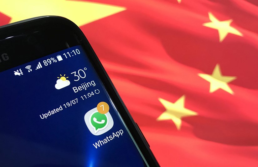 ضربة كبيرة لواتساب وفيسبوك في الصين